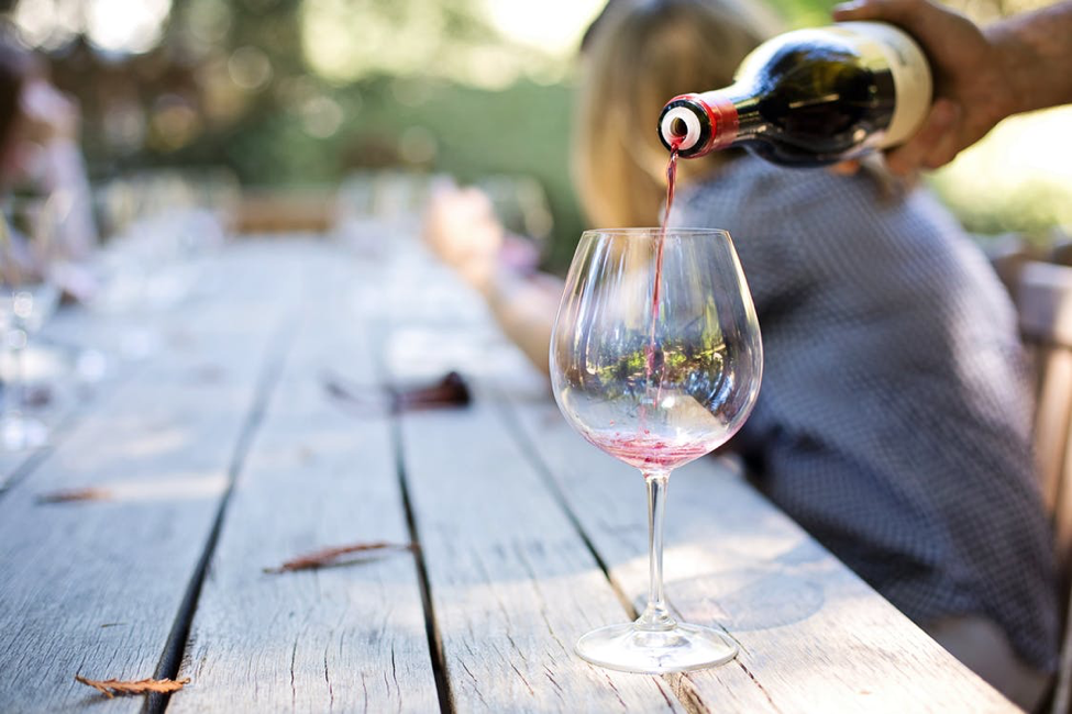 Drinking wine may help prevent dementia, study finds